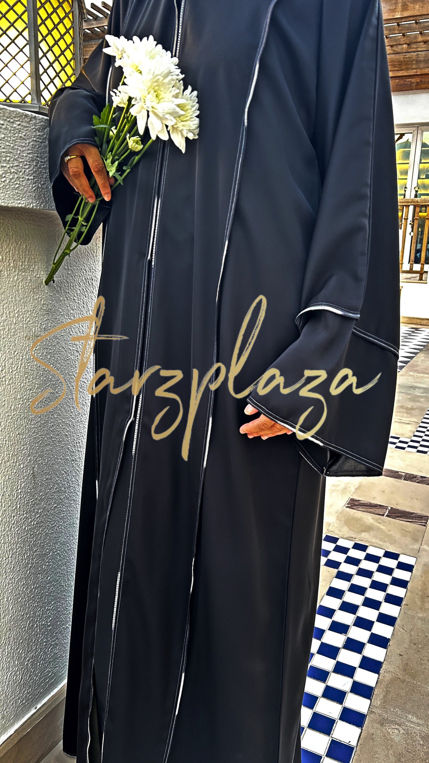 Linea Abaya